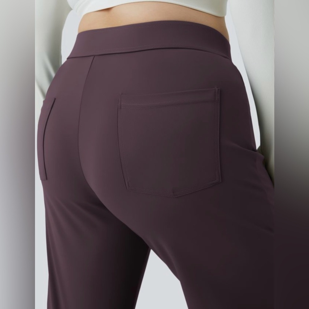 NWT Halara DayStretch High Waisted Pockets Straight
Leg Casual Pants - Picture 4 of 9